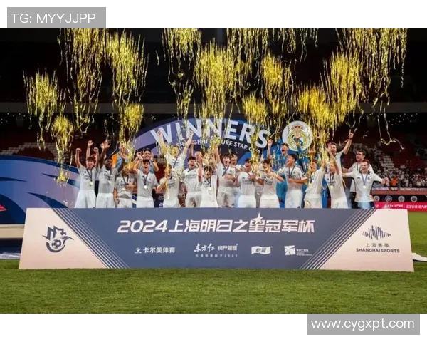 上海足球队灵活性创新高引发热议助力球队崛起与发展 上海足球队灵活性创新高引发热议助力球队崛起与发展