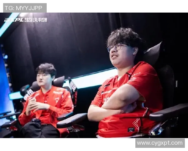 赛后分析:JDG与EDG对抗中的战术意识与团队配合探讨 赛后分析:JDG与EDG对抗中的战术意识与团队配合探讨