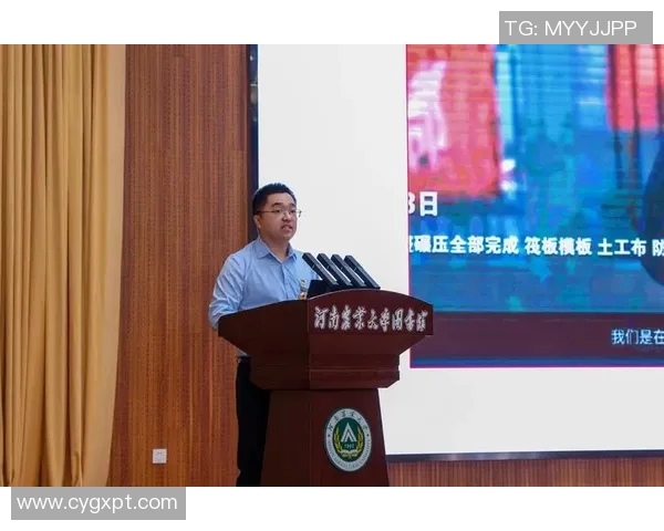 飞盘人生的探索与成长:杨磊的深度对话与心路历程 飞盘人生的探索与成长:杨磊的深度对话与心路历程