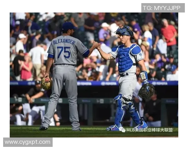 诺丁汉与西布罗姆激战成和比分揭晓双方争夺白热化