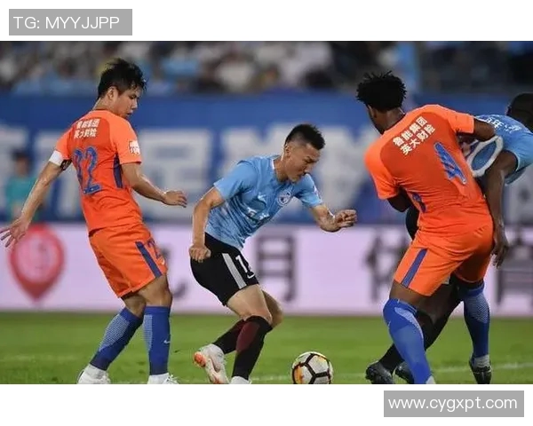 鲁能与国安历史交锋回顾及战绩分析揭示双方对决的精彩瞬间