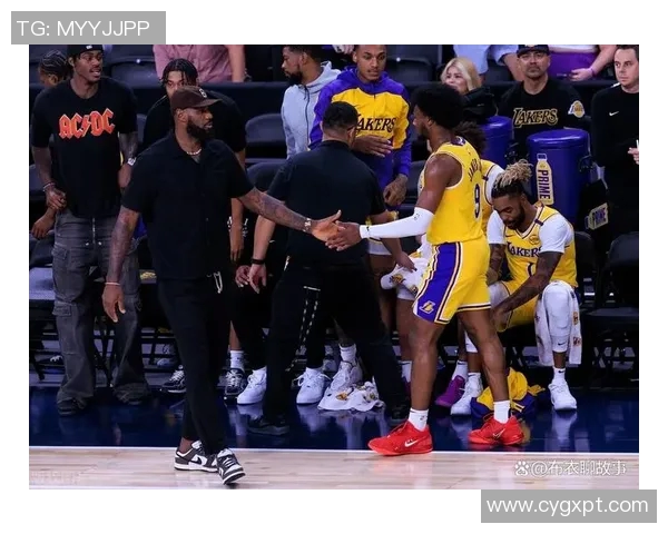 吴冠希的篮球之路：从默默无闻到闪耀赛场的传奇成长故事