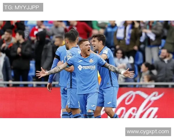 贝兹尔与朗斯的激烈对决分析及赛季表现对比