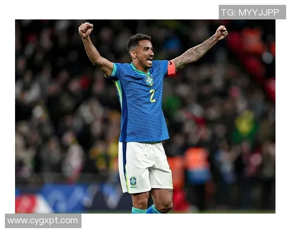 达尼洛在绿茵场上的精彩表现与未来发展潜力分析 达尼洛在绿茵场上的精彩表现与未来发展潜力分析