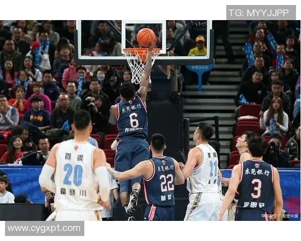 马尚布鲁克斯：从篮球场上的明星到生活中的励志榜样