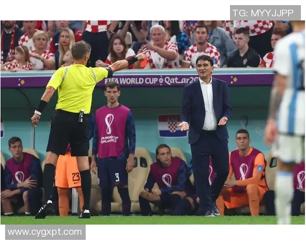 阿根廷与克罗地亚激战现场回顾球迷热情高涨精彩瞬间不容错过 阿根廷与克罗地亚激战现场回顾球迷热情高涨精彩瞬间不容错过