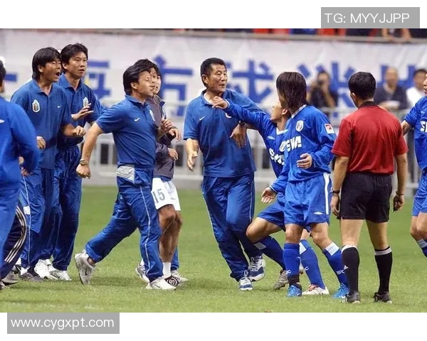 广东宏远迎战台湾璞园争夺篮球荣耀精彩对决引发球迷热烈期待 广东宏远迎战台湾璞园争夺篮球荣耀精彩对决引发球迷热烈期待