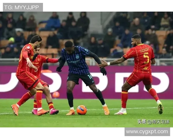 尤文图斯与费伦兹的激烈对决展现意甲赛场的精彩与魅力 尤文图斯与费伦兹的激烈对决展现意甲赛场的精彩与魅力