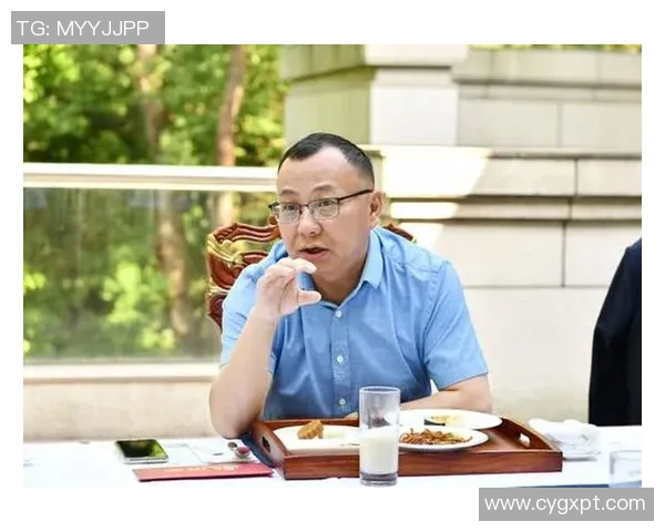 徐昕:探索科技与人文交汇的未来之路与思考 徐昕:探索科技与人文交汇的未来之路与思考