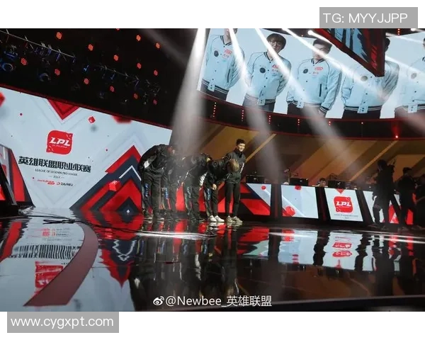 FPX战队防反策略分析及其在比赛中的成败得失探讨